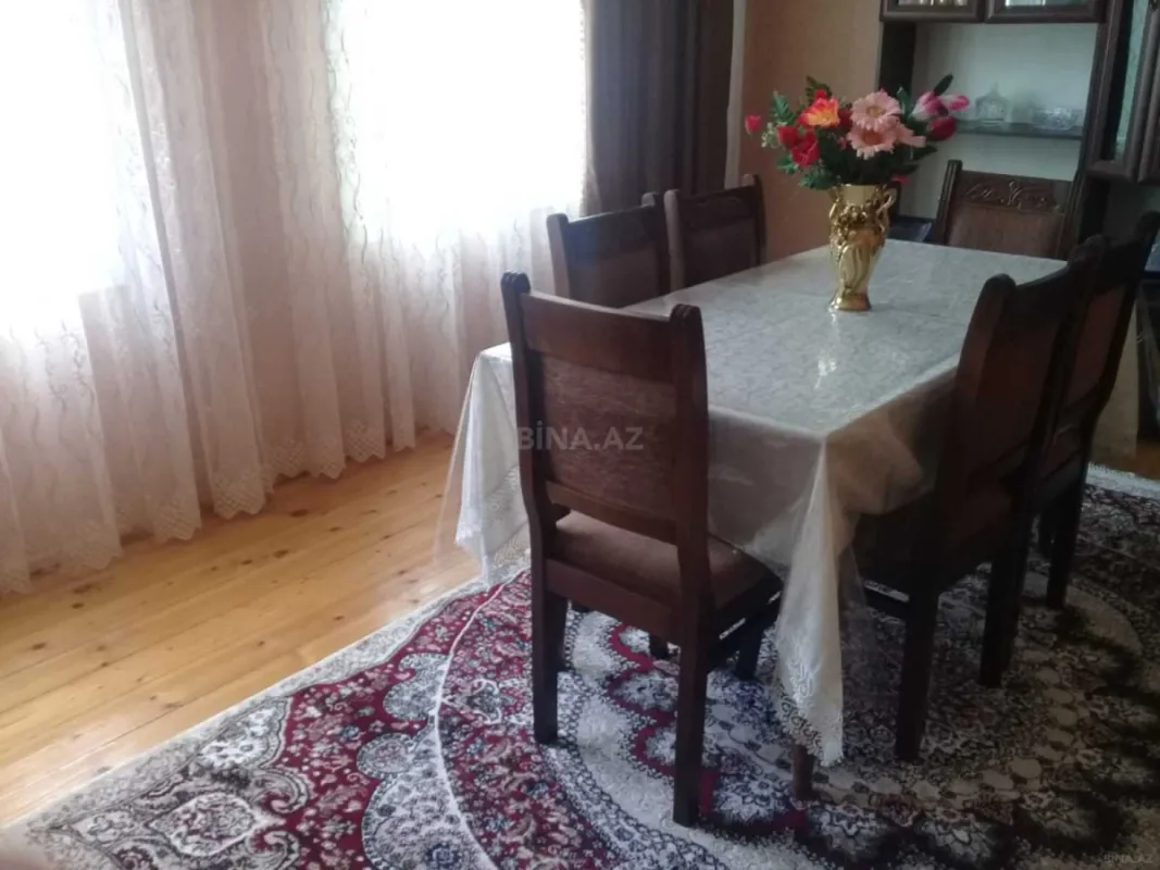 Satılır 4 otaqlı həyət evi 121 m²