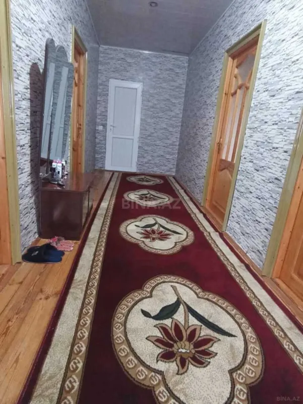 Satılır 4 otaqlı həyət evi 121 m²