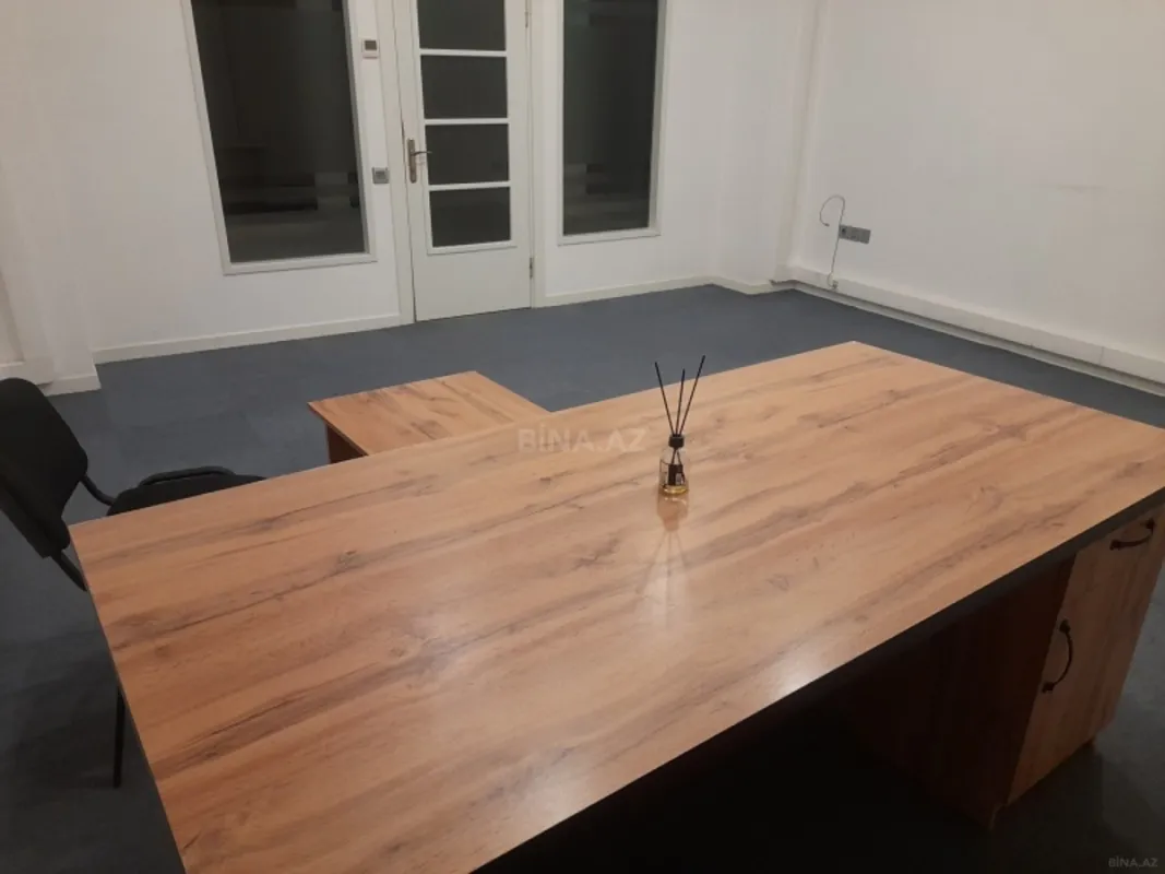 Kirayə verilir 1 otaqlı ofis 35 m²