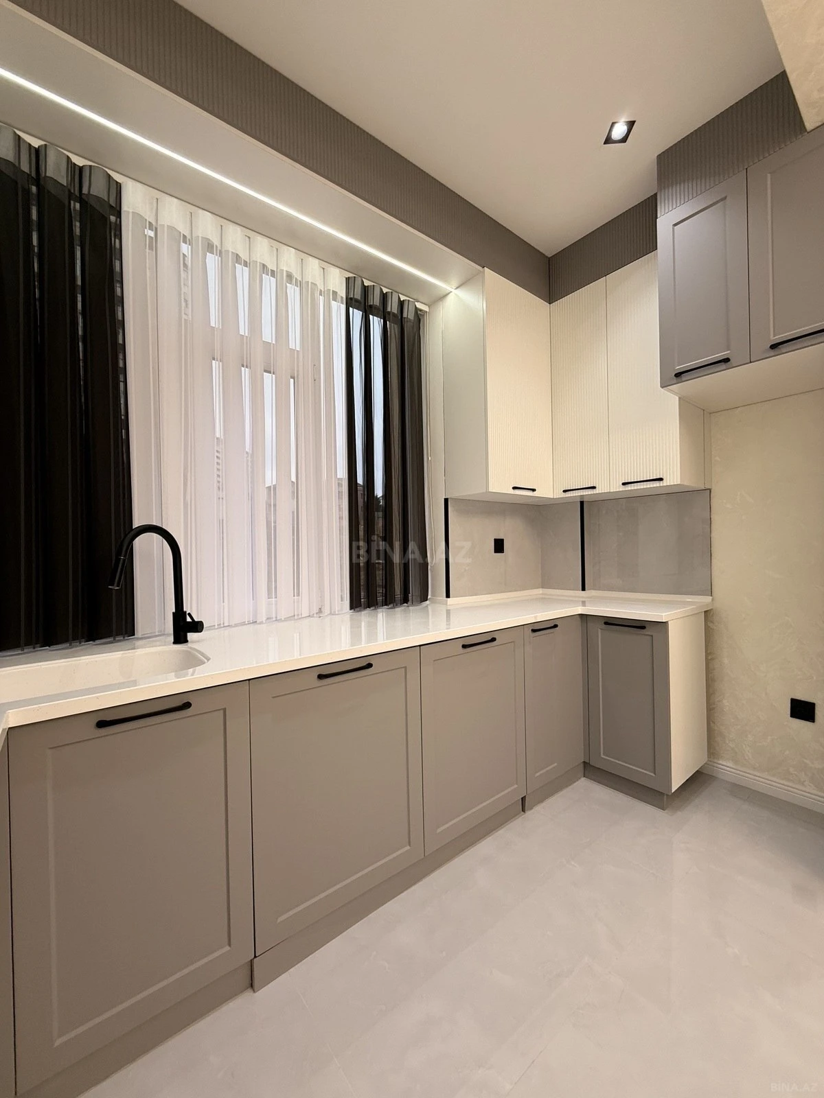 Satılır 3 otaqlı mənzil 90 m²