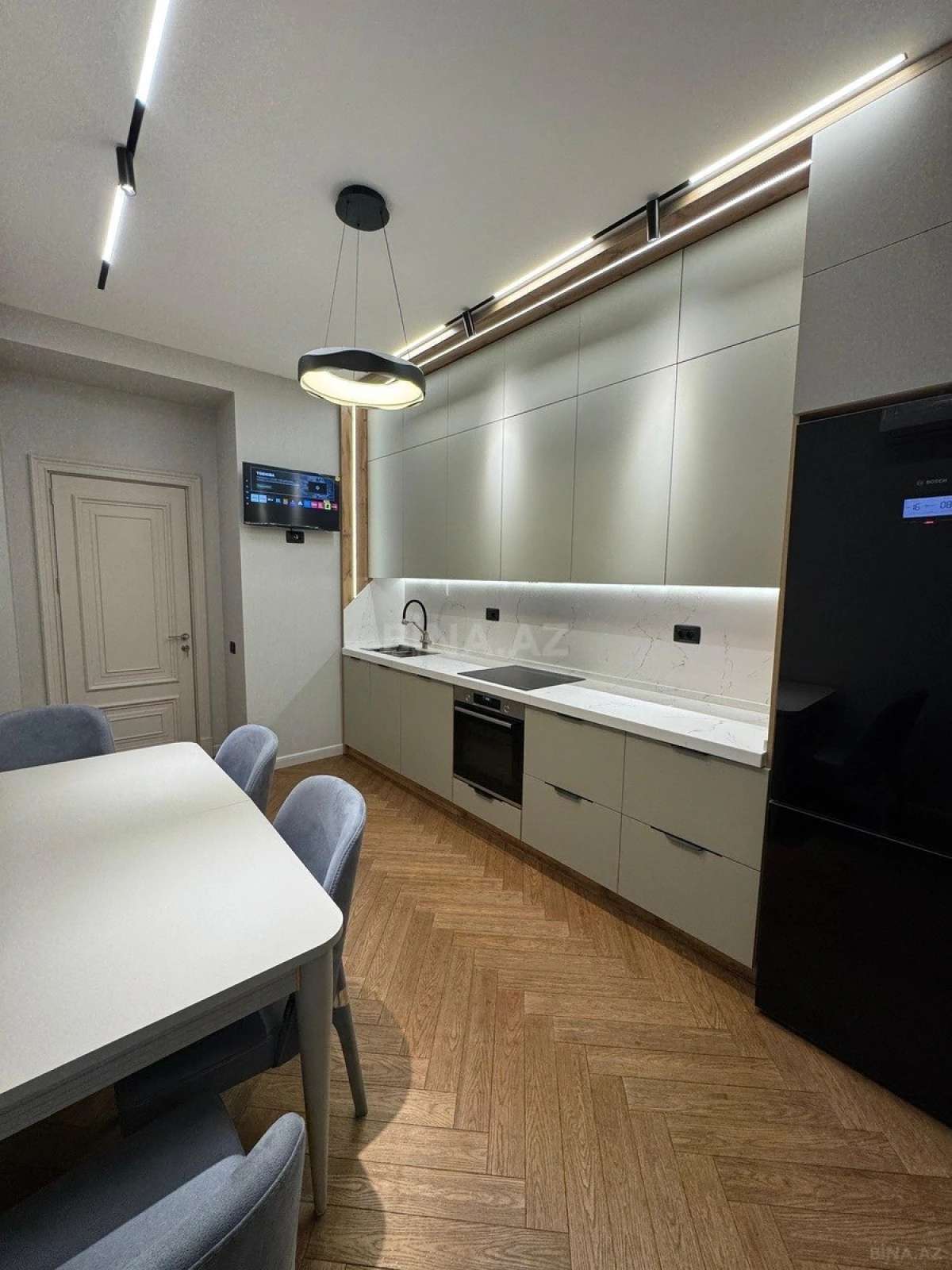 Satılır 3 otaqlı mənzil 120 m²