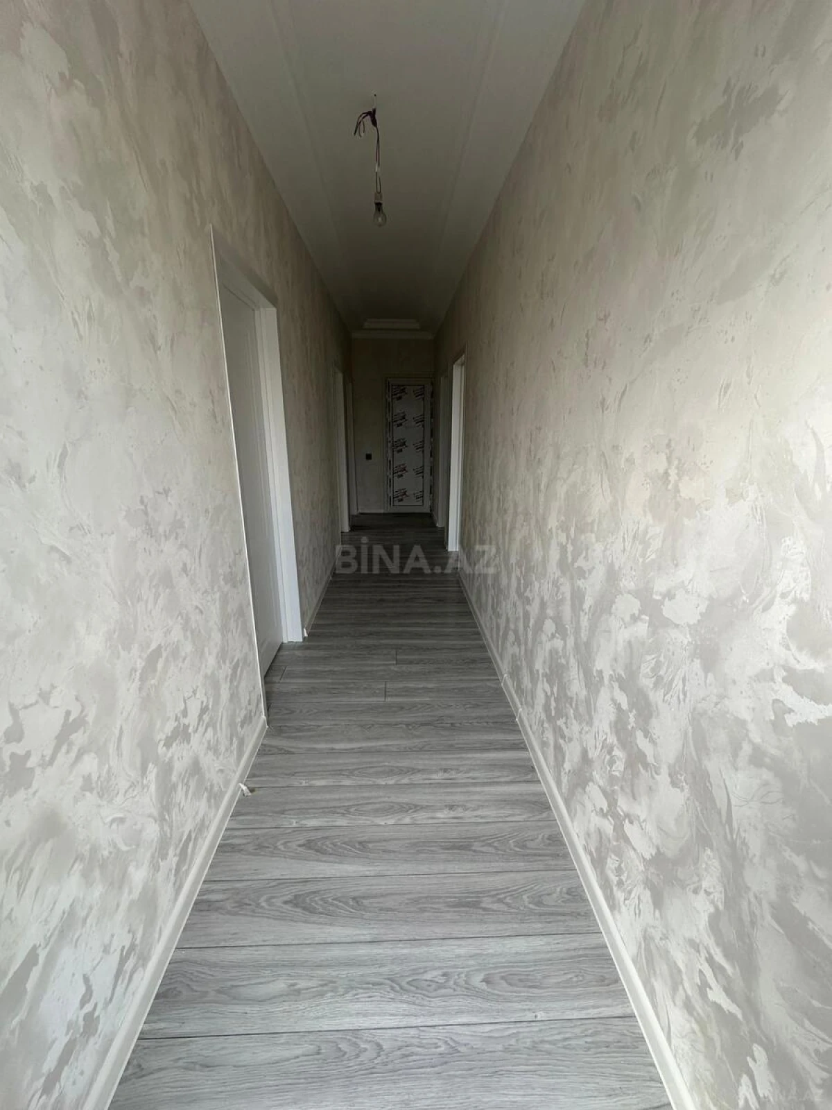 Satılır 4 otaqlı həyət evi 100 m²