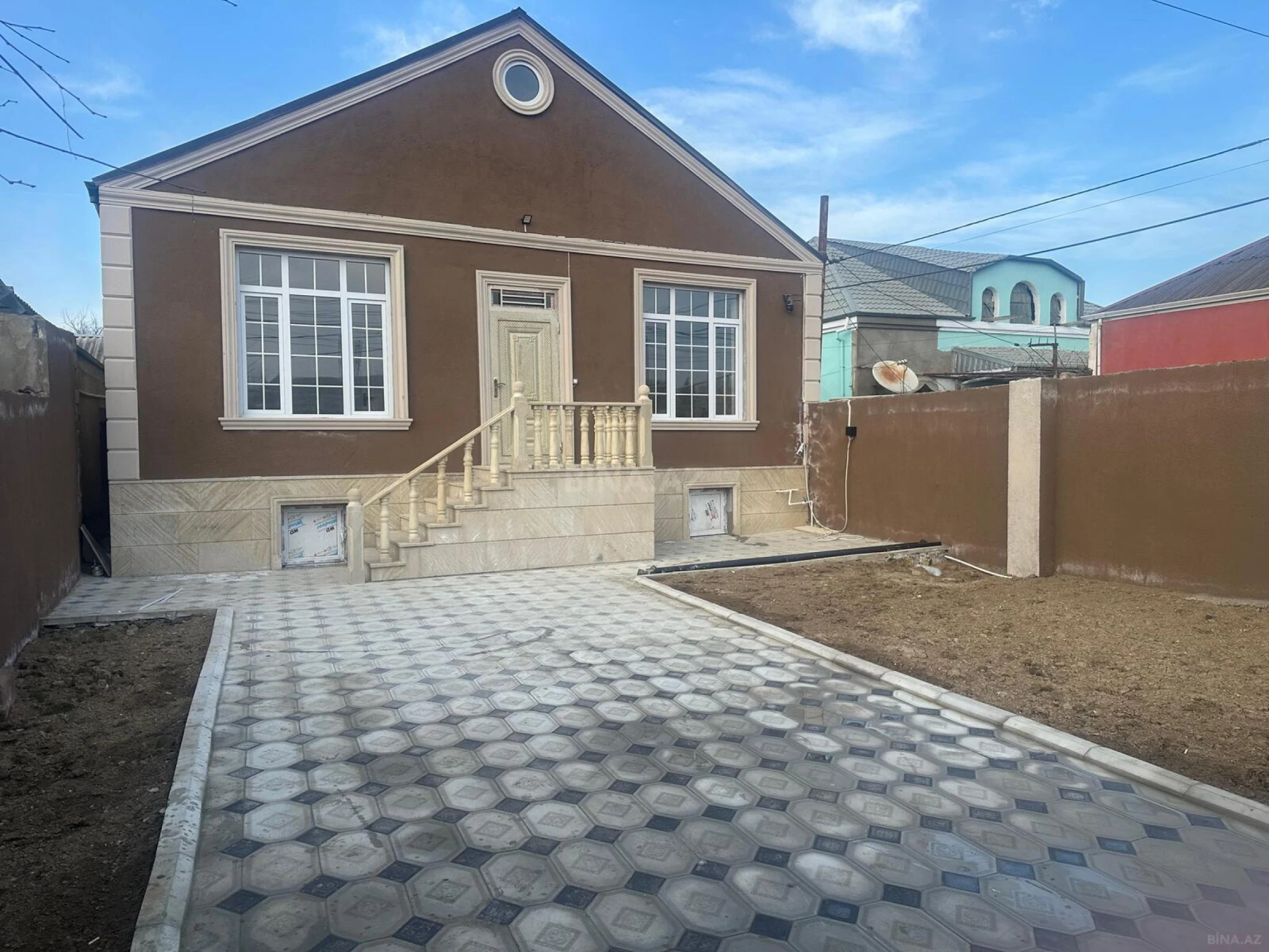 Satılır 4 otaqlı həyət evi 100 m²