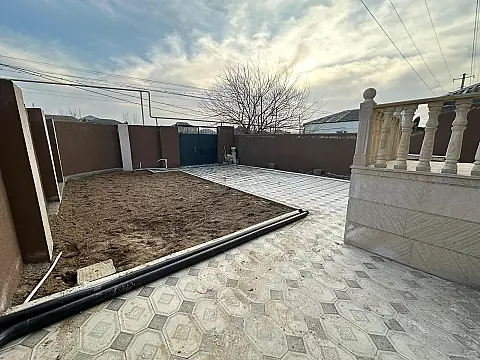 Satılır 4 otaqlı həyət evi 100 m²