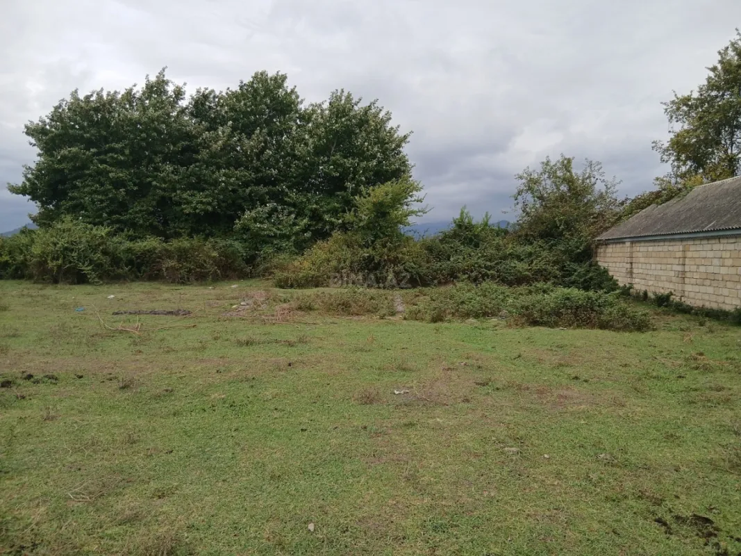 Satılır torpaq sahəsi 6 m²