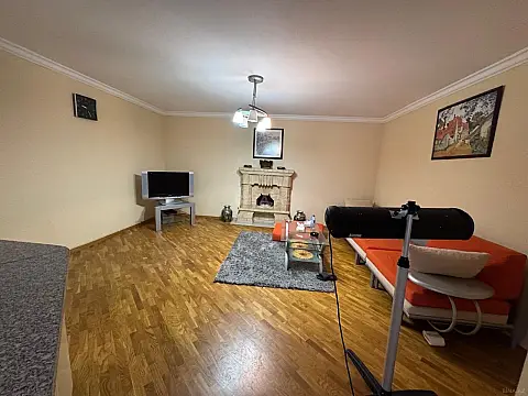 Satılır 2 otaqlı mənzil 91 m²