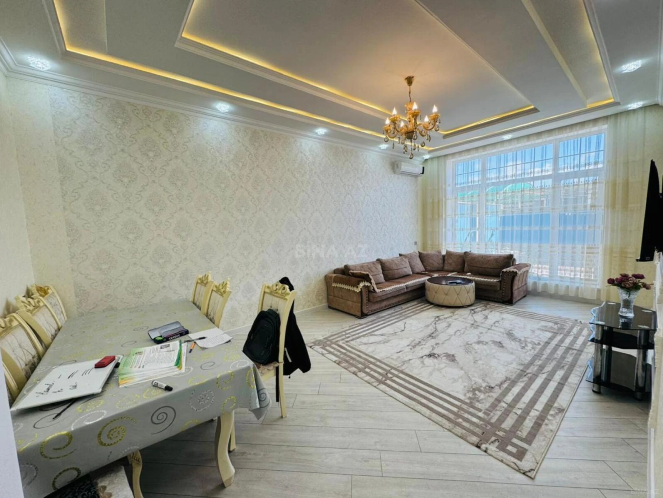 Satılır 5 otaqlı həyət evi 230 m²
