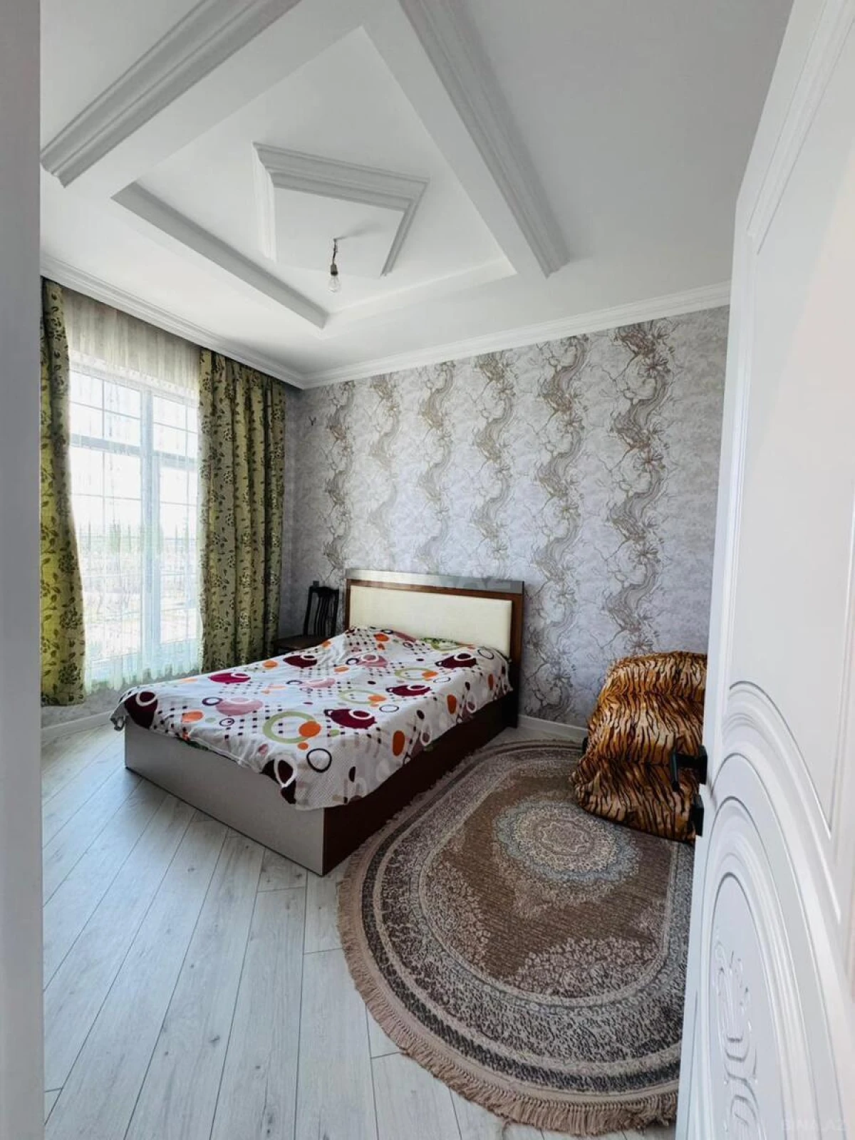 Satılır 5 otaqlı həyət evi 230 m²