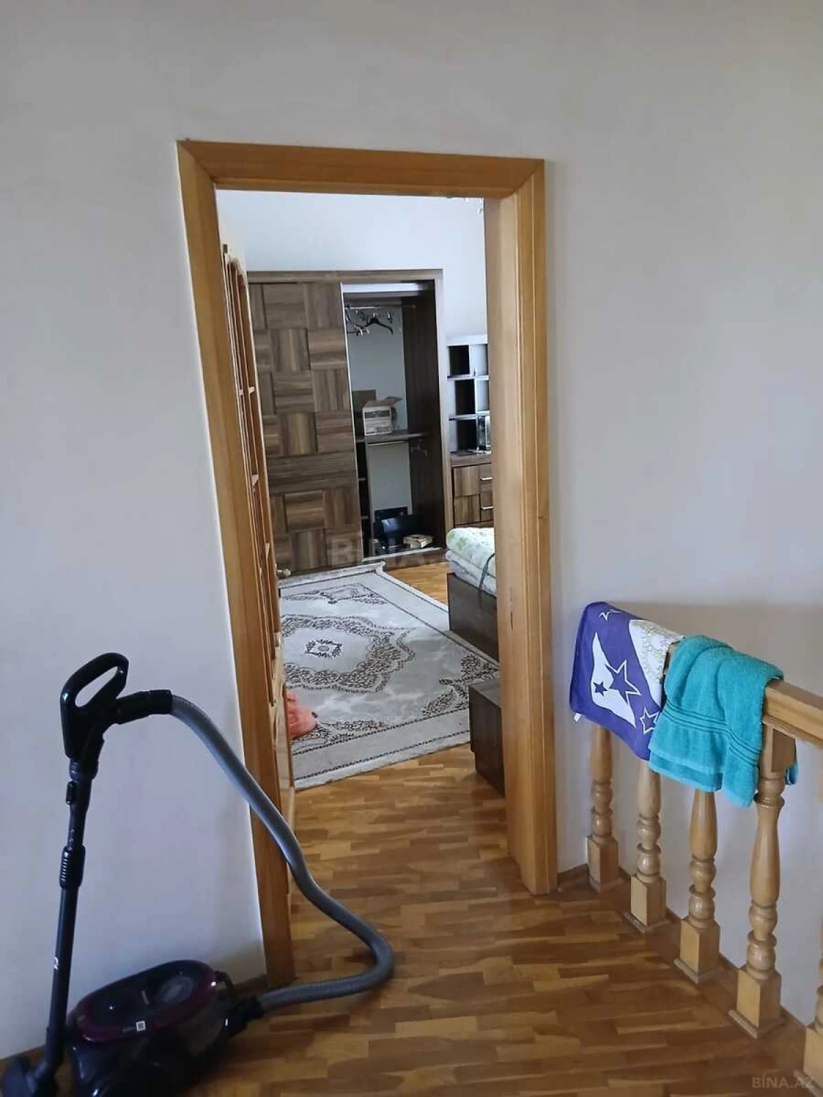 Satılır 6 otaqlı həyət evi 300 m²