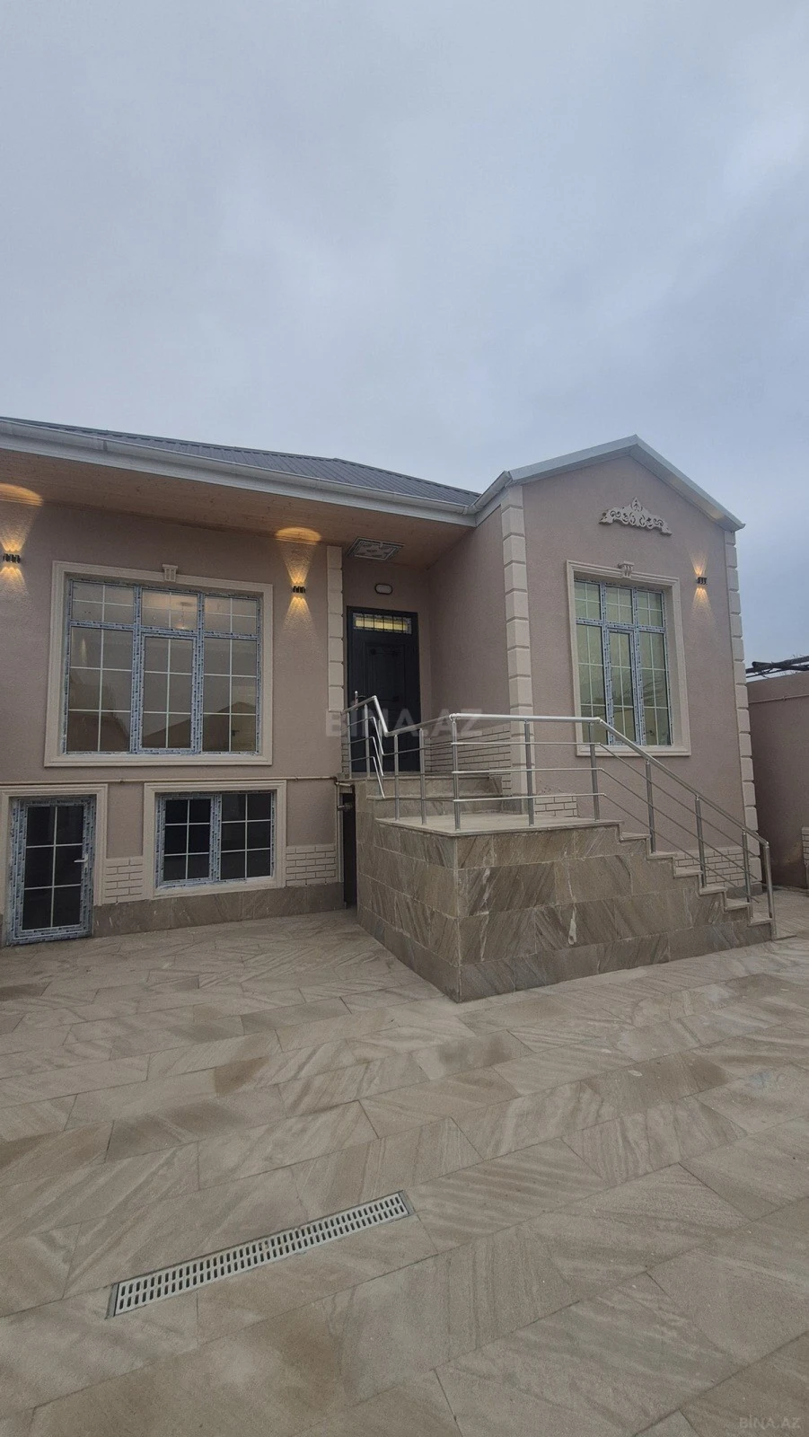 Satılır 4 otaqlı həyət evi 110 m²