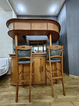 Satılır 5 otaqlı mənzil 278 m²