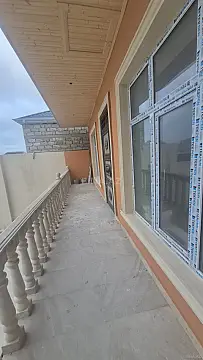 Satılır 4 otaqlı həyət evi 125 m²