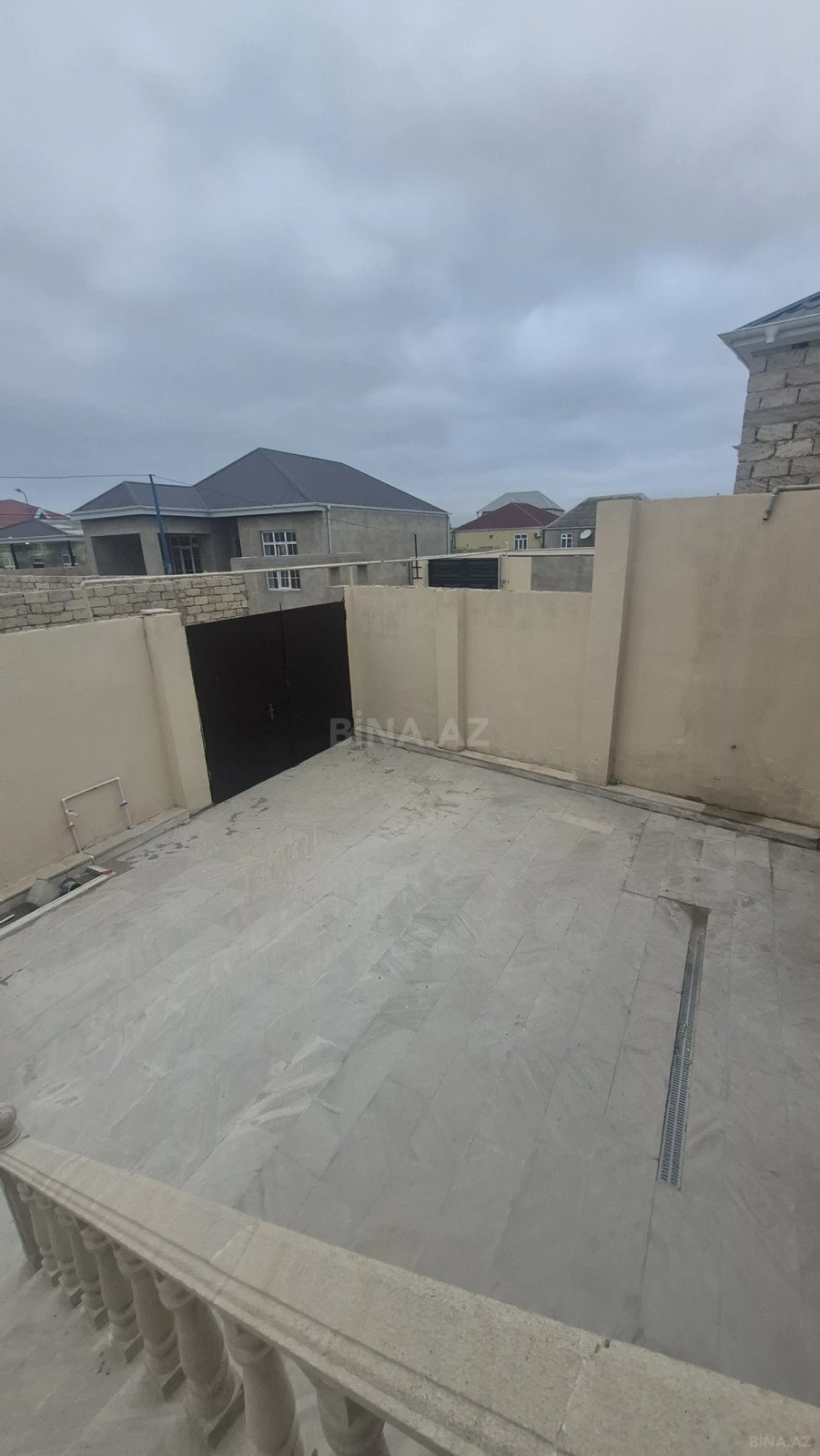 Satılır 4 otaqlı həyət evi 125 m²