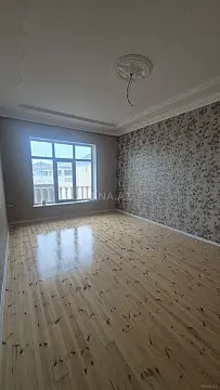 Satılır 4 otaqlı həyət evi 125 m²
