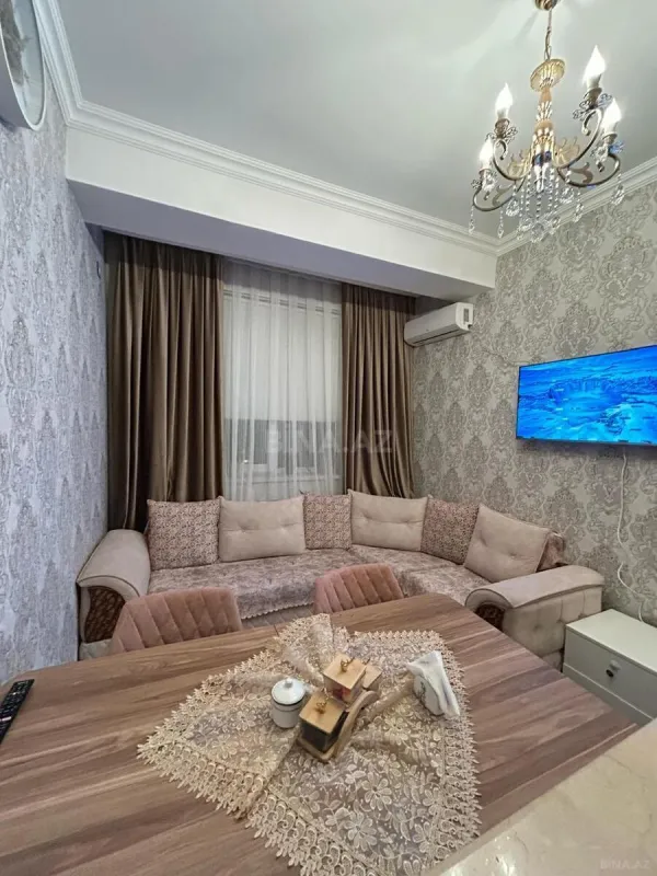 Kirayə verilir 2 otaqlı mənzil 60 m²