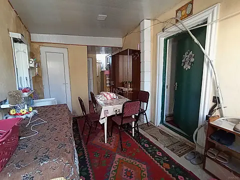 Satılır 5 otaqlı həyət evi 115 m²