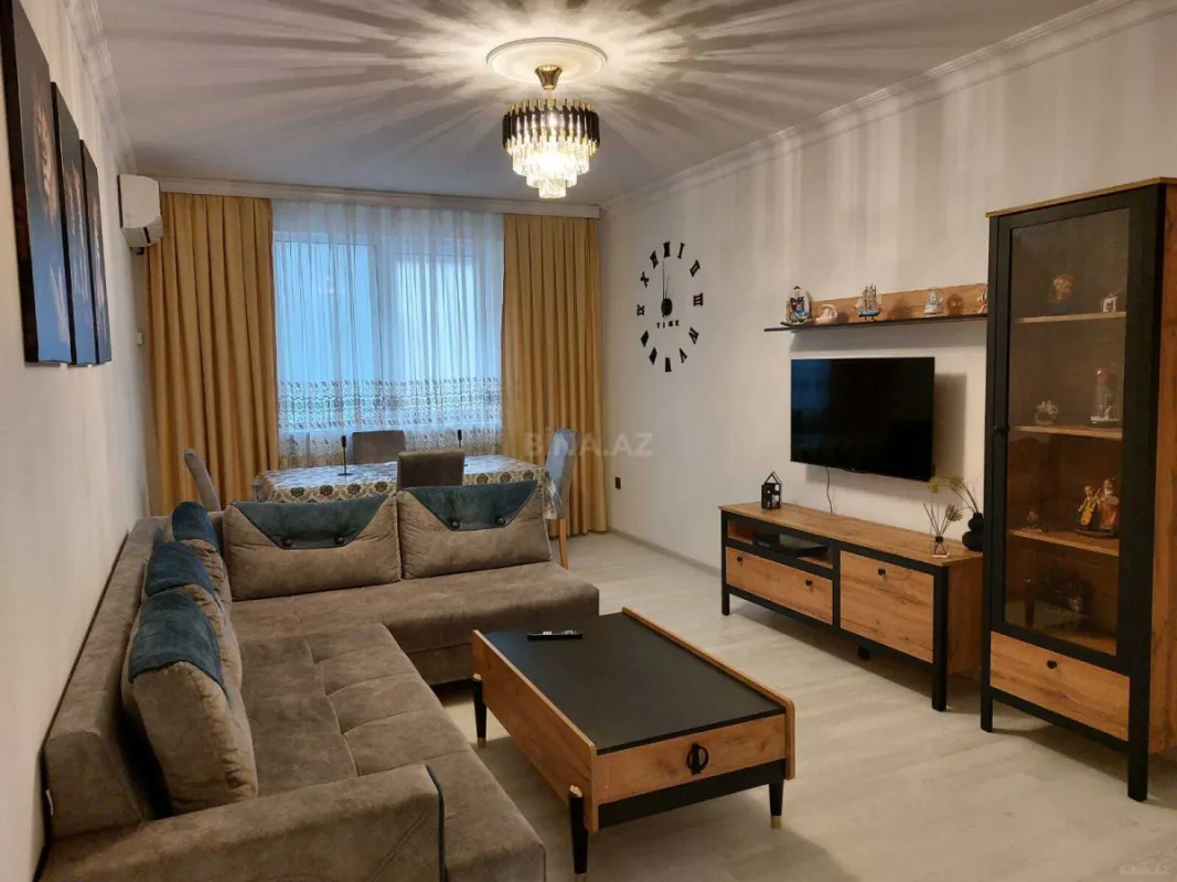 Kirayə verilir 2 otaqlı mənzil 80 m²