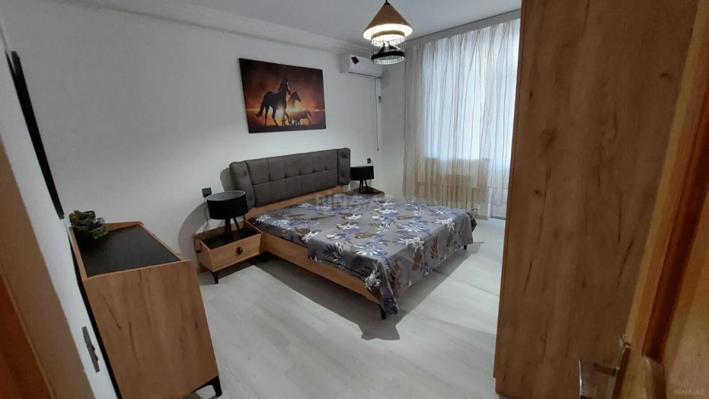 Kirayə verilir 2 otaqlı mənzil 80 m²