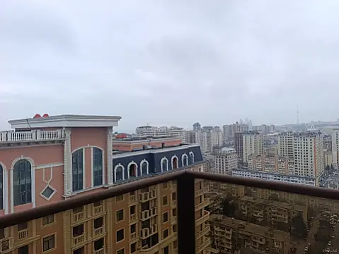 Satılır 4 otaqlı mənzil 272 m² — Bakı, Memar Əcəmi yanı 4 otaq 272.00 m²