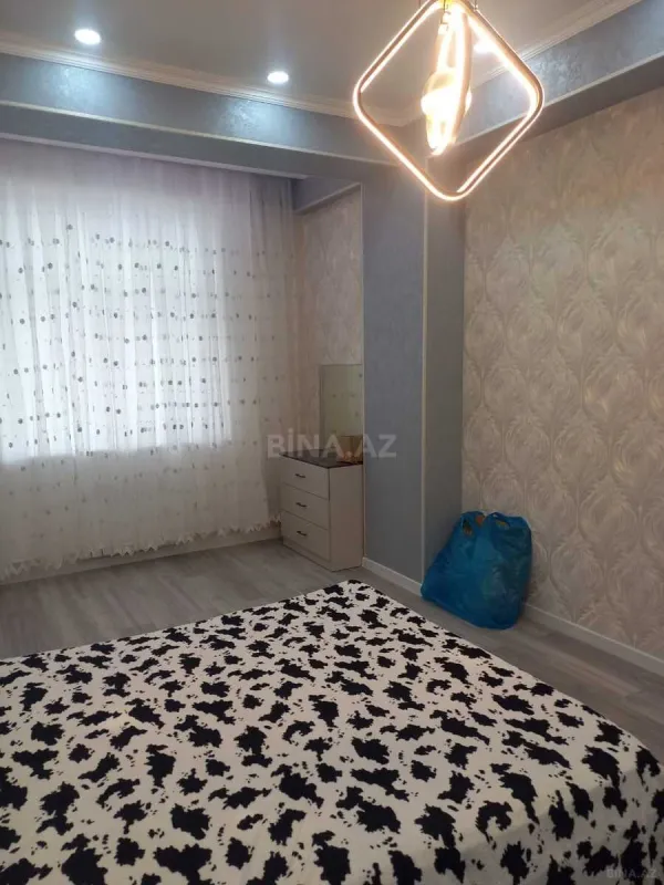 Kirayə verilir 3 otaqlı mənzil 105 m²