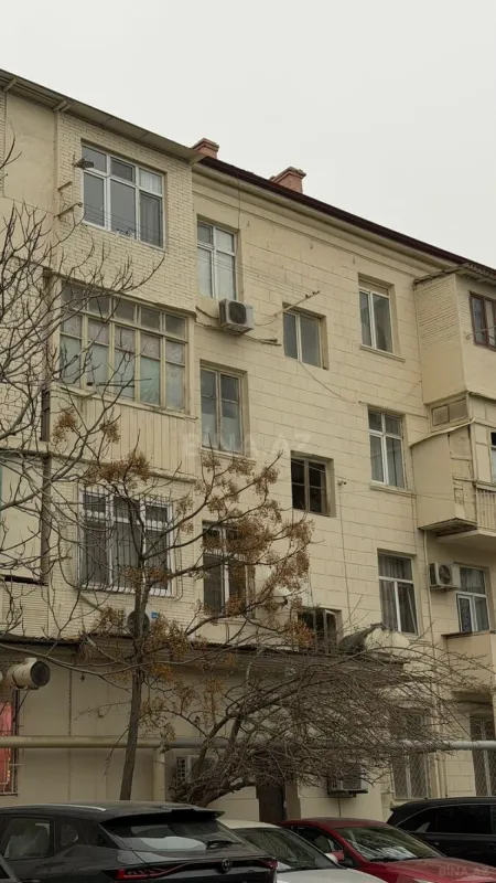 Satılır 3 otaqlı mənzil 58 m²