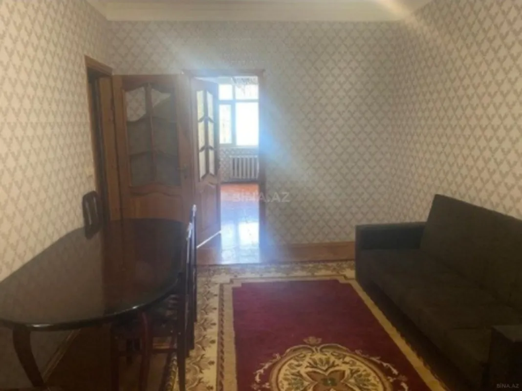 Kirayə verilir 2 otaqlı mənzil 50 m²