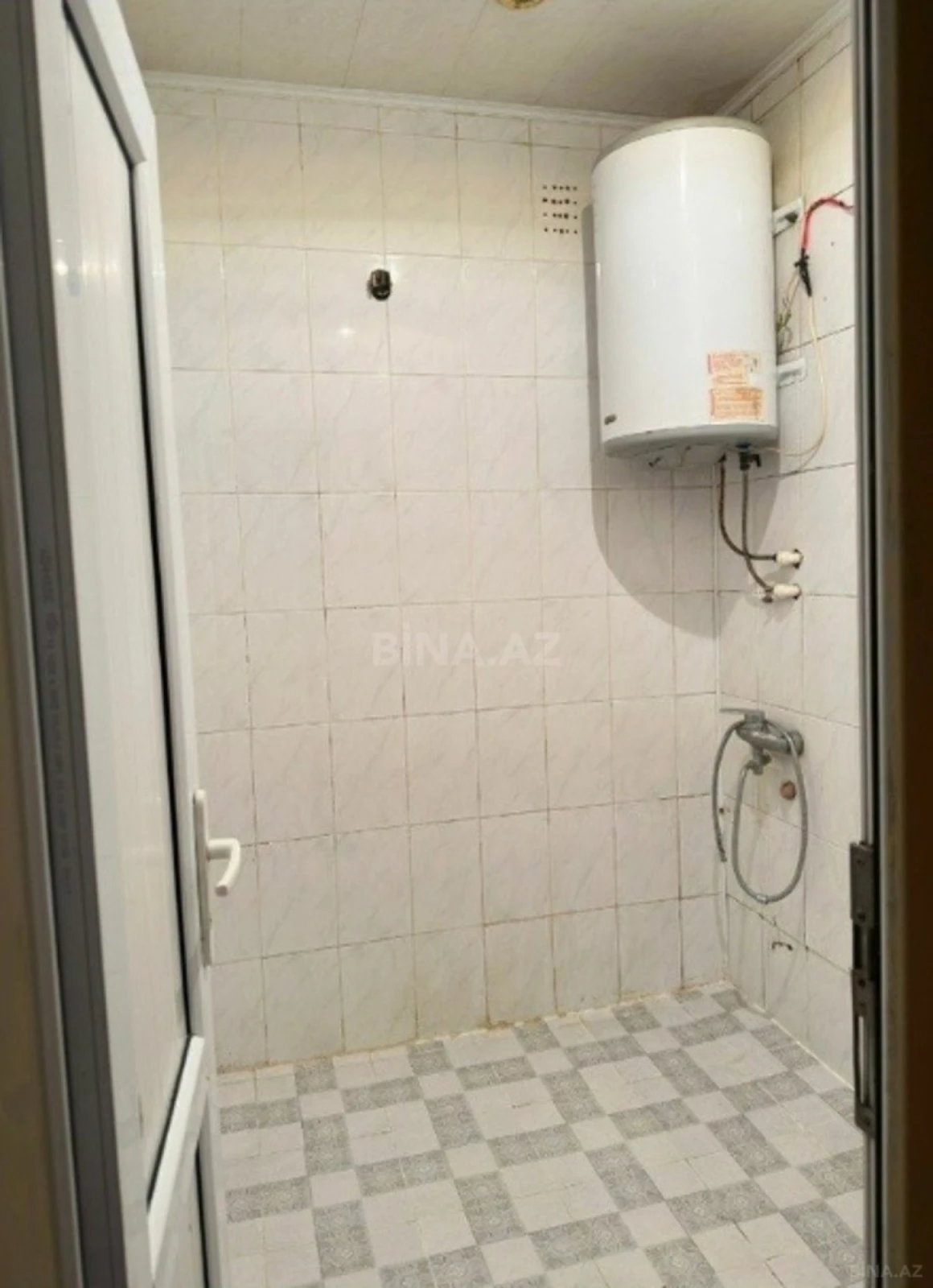 Kirayə verilir 2 otaqlı mənzil 50 m²