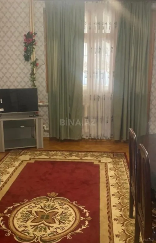 Kirayə verilir 2 otaqlı mənzil 50 m²
