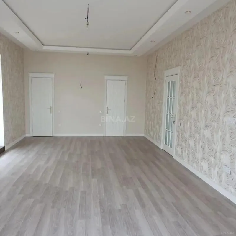 Satılır 10 otaqlı həyət evi 203 m²