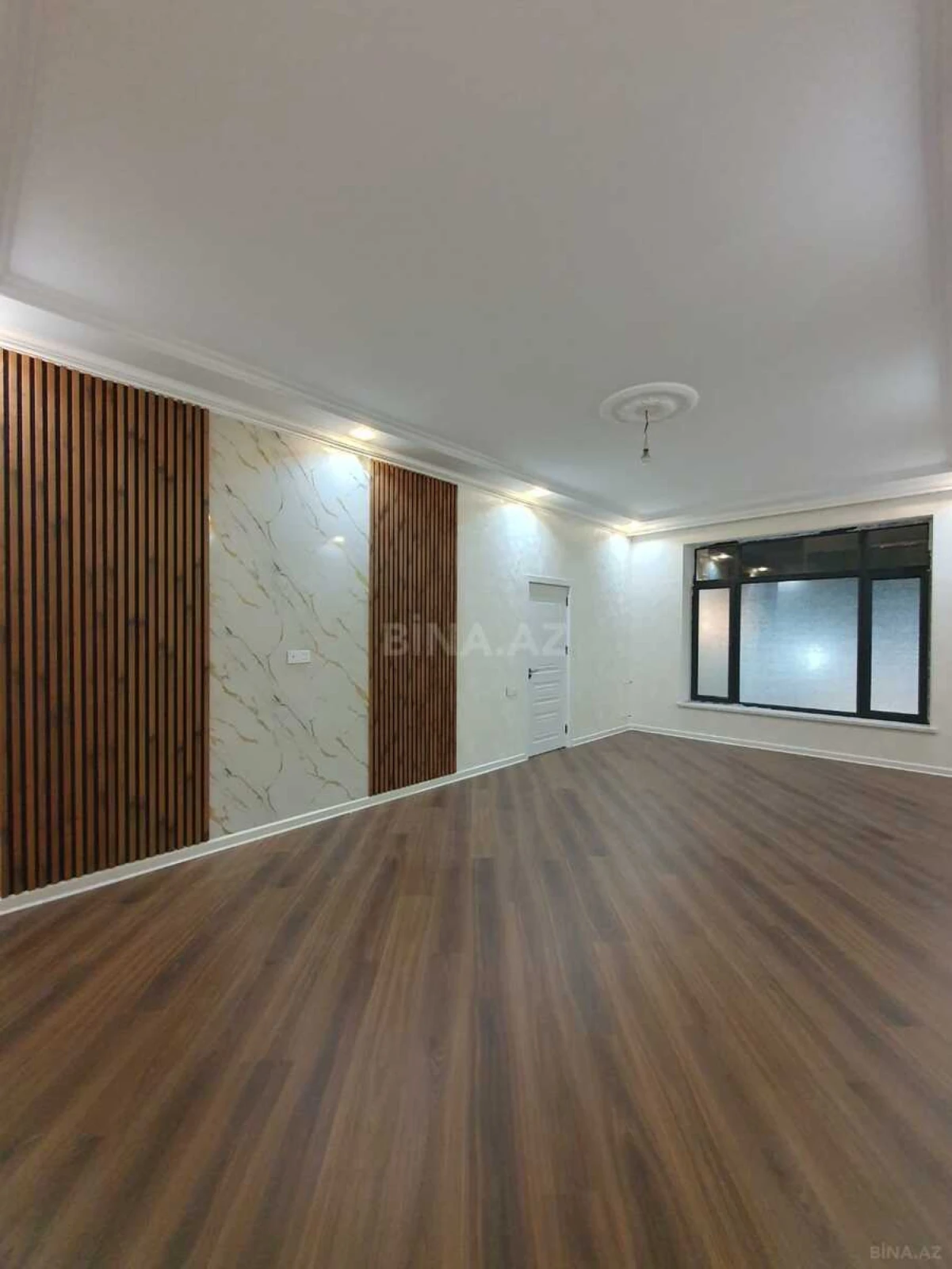Satılır 6 otaqlı həyət evi 250 m²