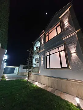 Satılır 6 otaqlı həyət evi 250 m²