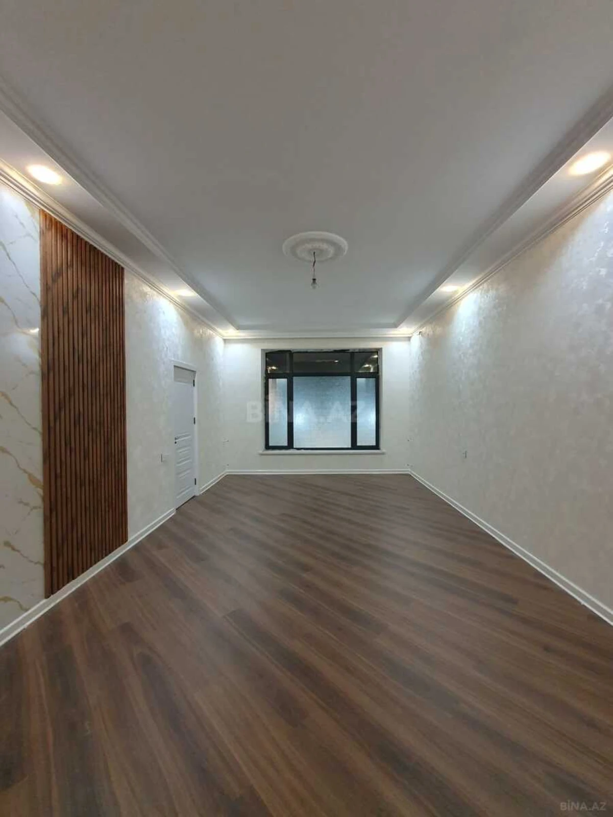 Satılır 6 otaqlı həyət evi 250 m²