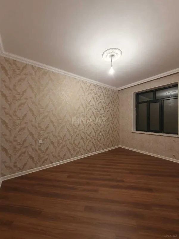 Satılır 6 otaqlı həyət evi 250 m²