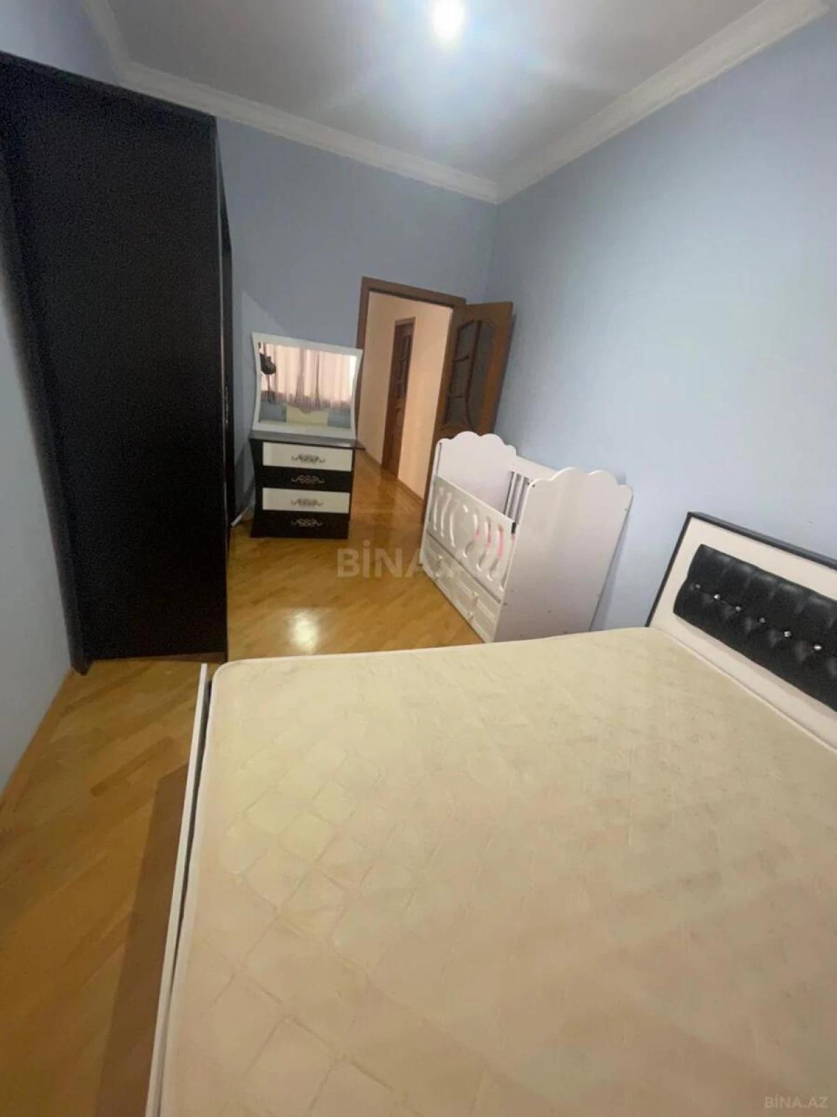 Kirayə verilir 2 otaqlı mənzil 100 m²