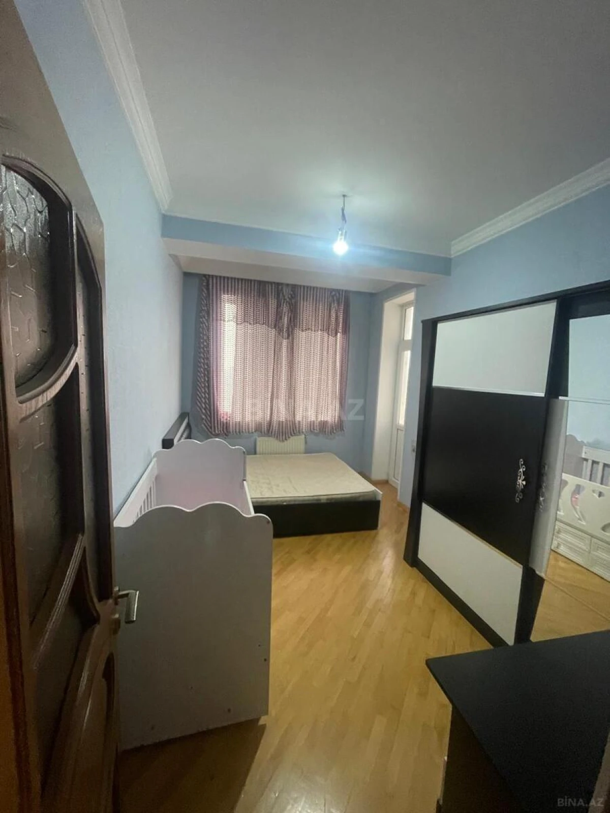 Kirayə verilir 2 otaqlı mənzil 100 m²
