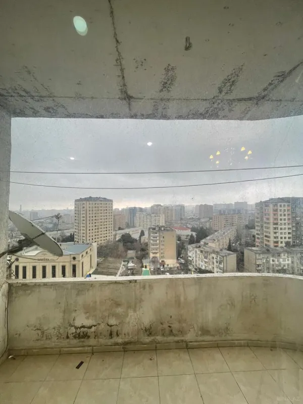 Kirayə verilir 2 otaqlı mənzil 100 m²