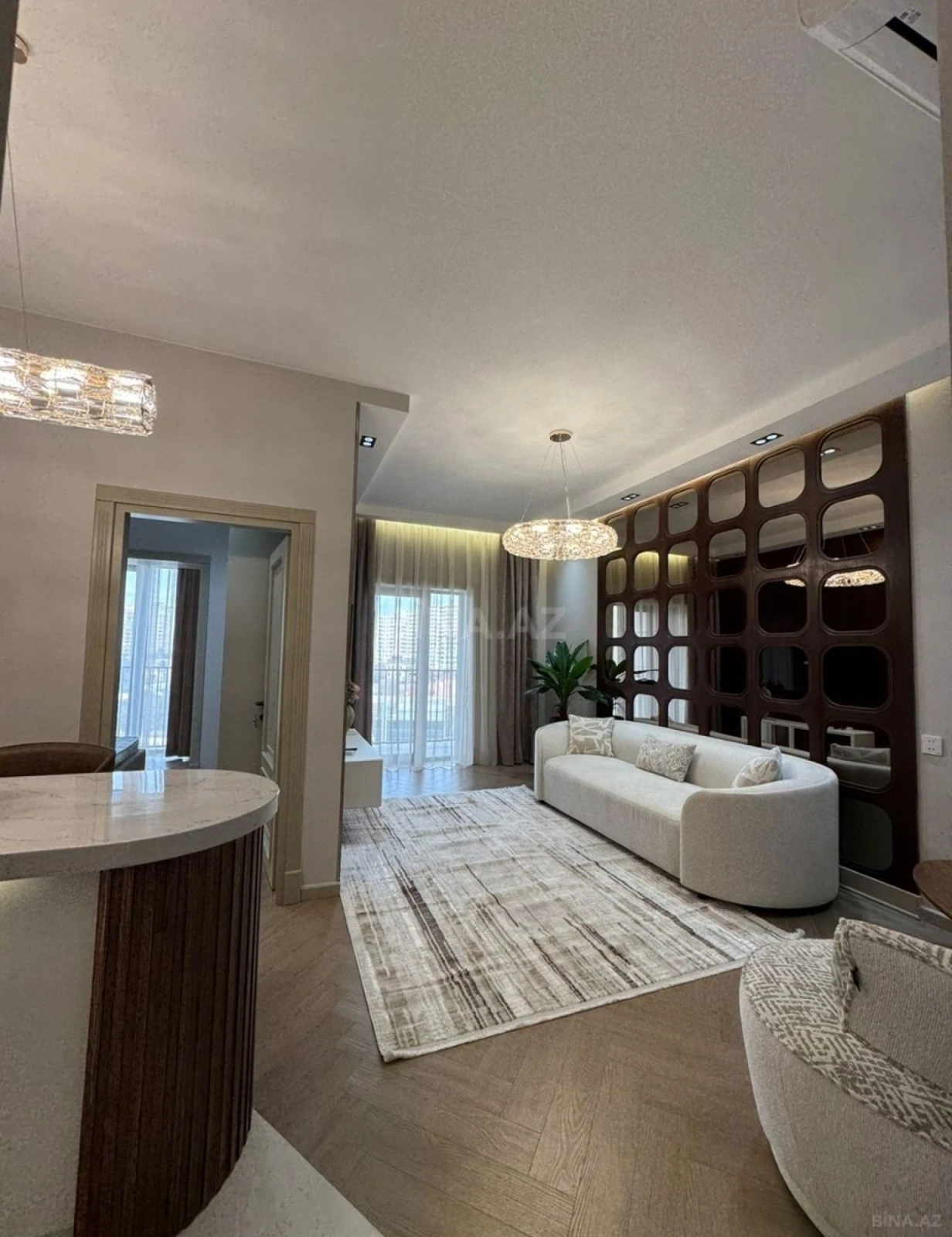 Satılır 2 otaqlı mənzil 68 m²
