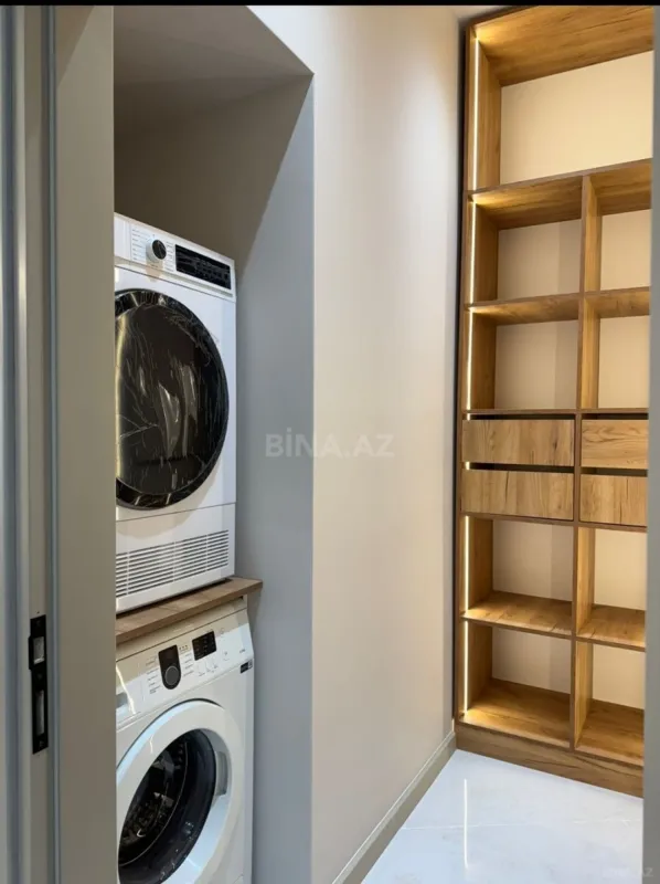 Satılır 2 otaqlı mənzil 68 m²