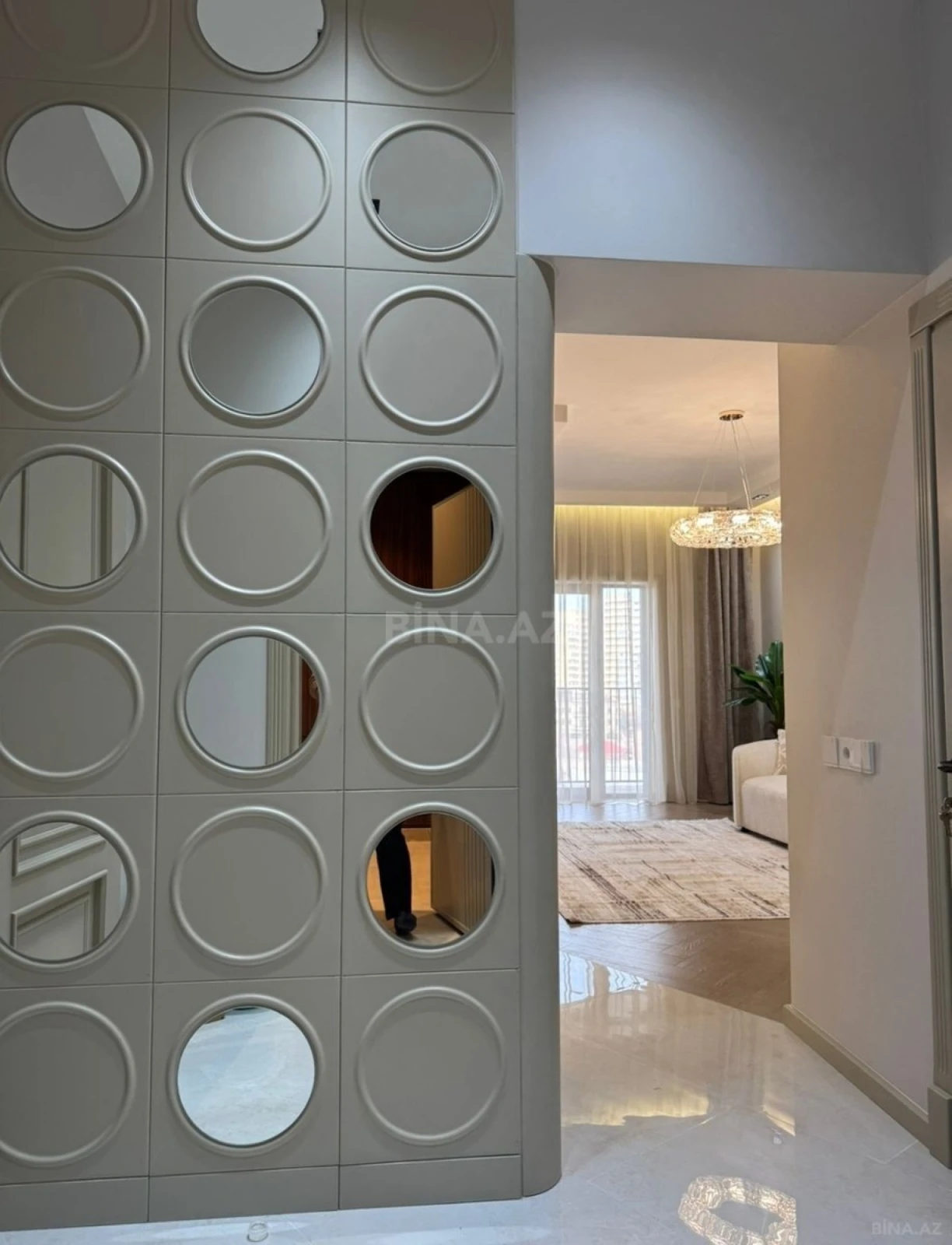 Satılır 2 otaqlı mənzil 68 m²