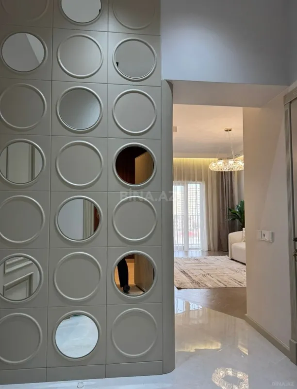 Satılır 2 otaqlı mənzil 68 m²