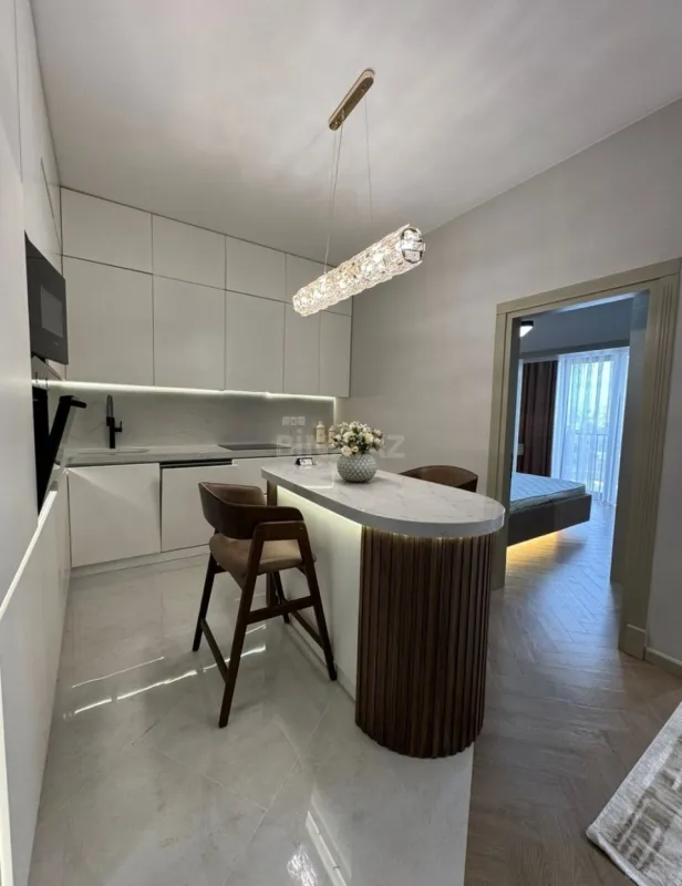 Satılır 2 otaqlı mənzil 68 m²