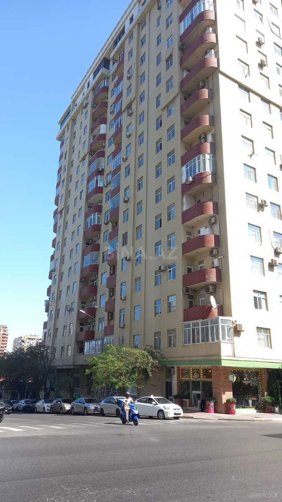 Kirayə verilir 3 otaqlı mənzil 132 m²