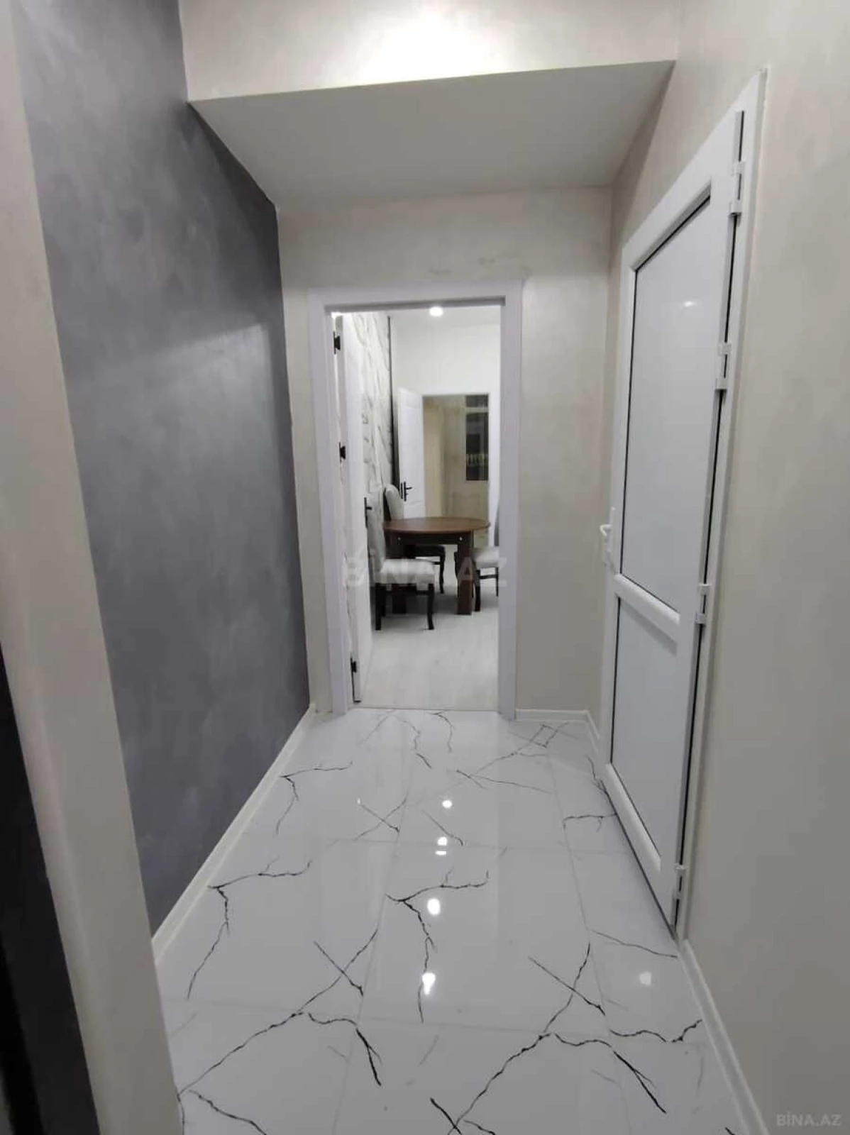 Satılır 2 otaqlı mənzil 30 m²