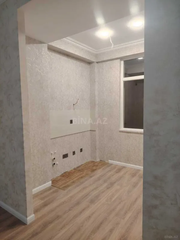 Satılır 2 otaqlı mənzil 83 m²