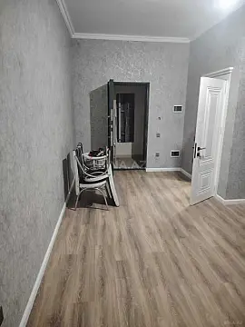 Satılır 2 otaqlı mənzil 83 m²