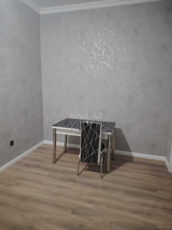 Satılır 2 otaqlı mənzil 83 m²
