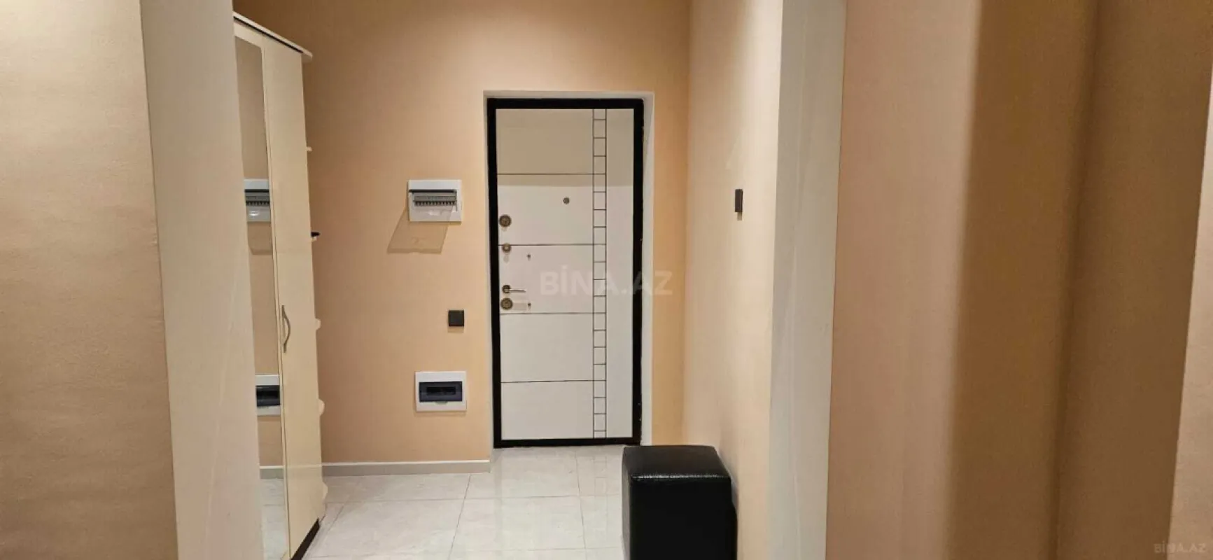 Kirayə verilir 2 otaqlı mənzil 100 m²