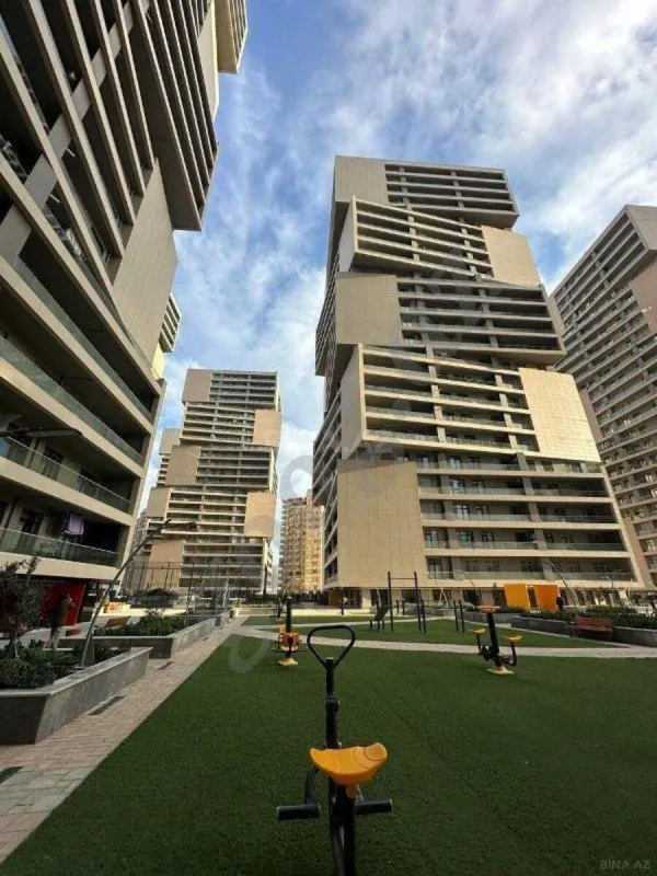 Kirayə verilir 2 otaqlı mənzil 100 m²