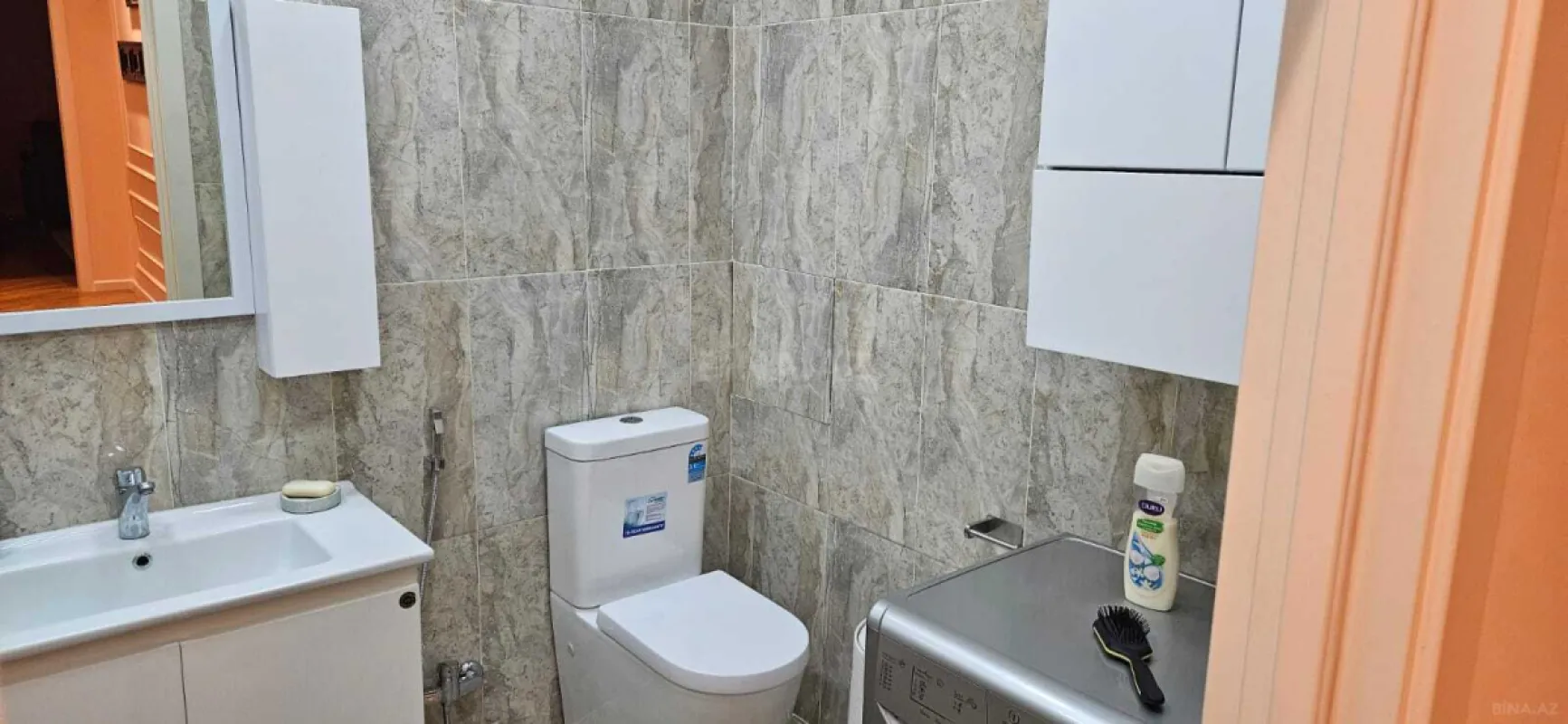 Kirayə verilir 2 otaqlı mənzil 100 m²
