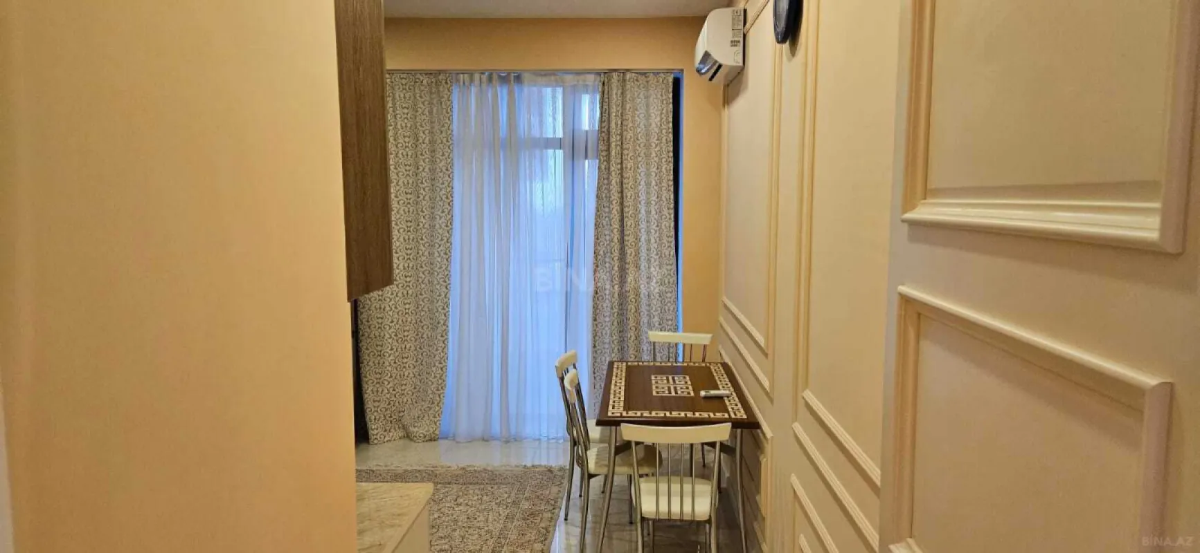 Kirayə verilir 2 otaqlı mənzil 100 m²